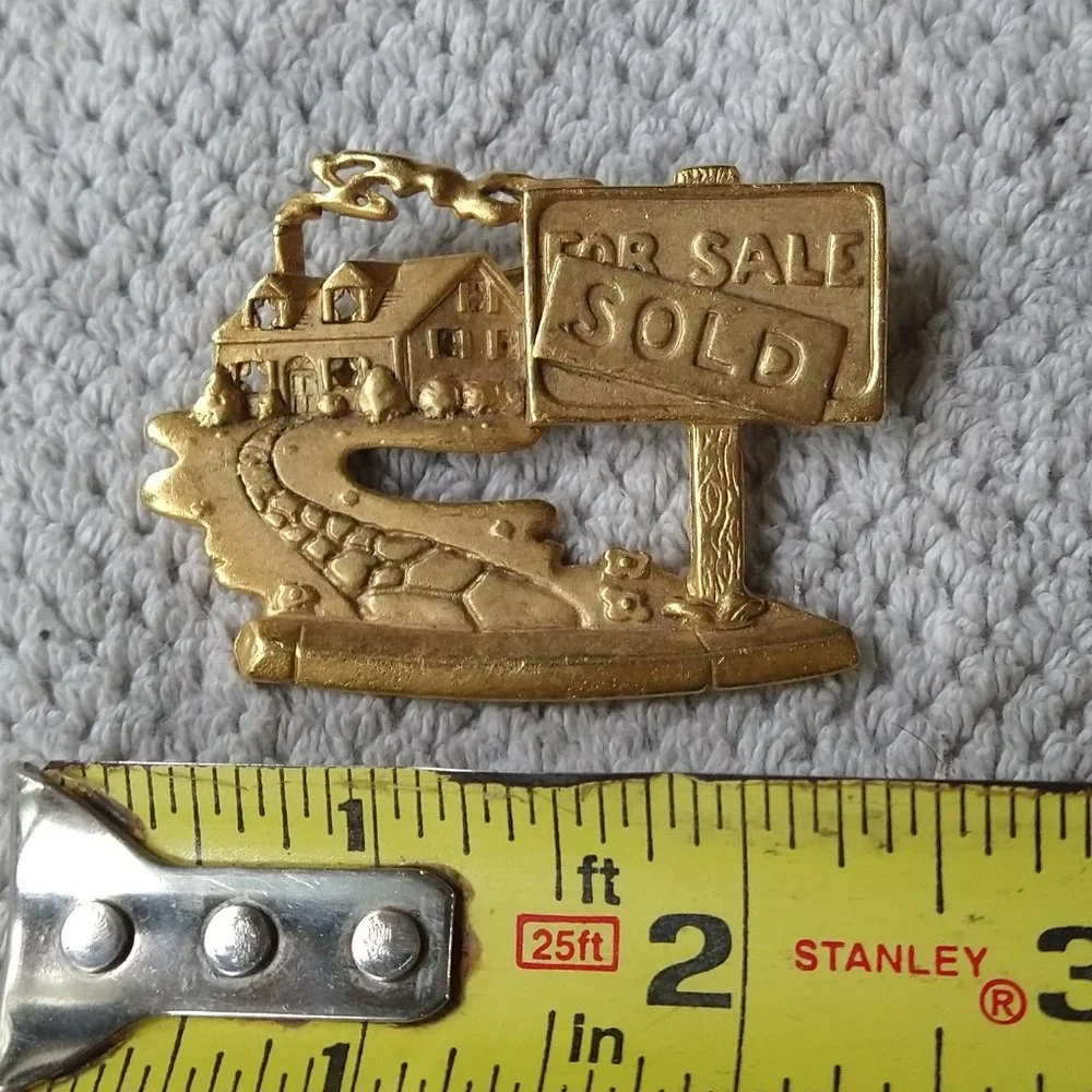 Realtor Brooch Pin Vintage House For Sale Sold Sign Real Estate Vanity Trophy - Picture 4 of 6